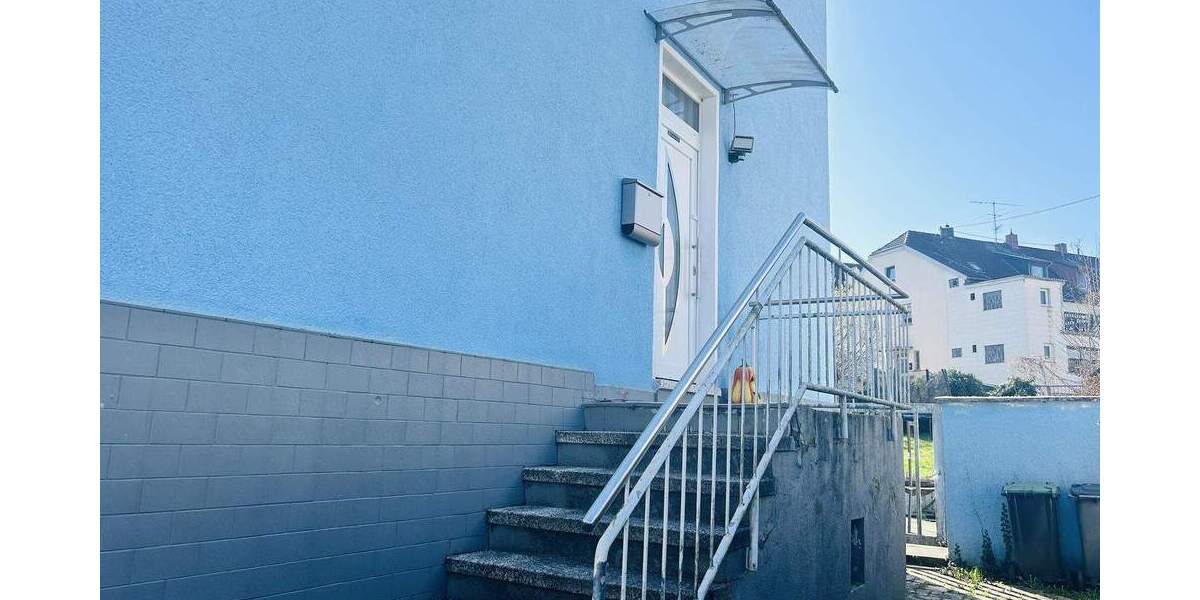 Mehrfamilienhaus, Wohnhaus Neunkirchen Innenstadt - 6 Zimmer, 130 m&sup2;, 219.000&euro; | Angebot:25779641