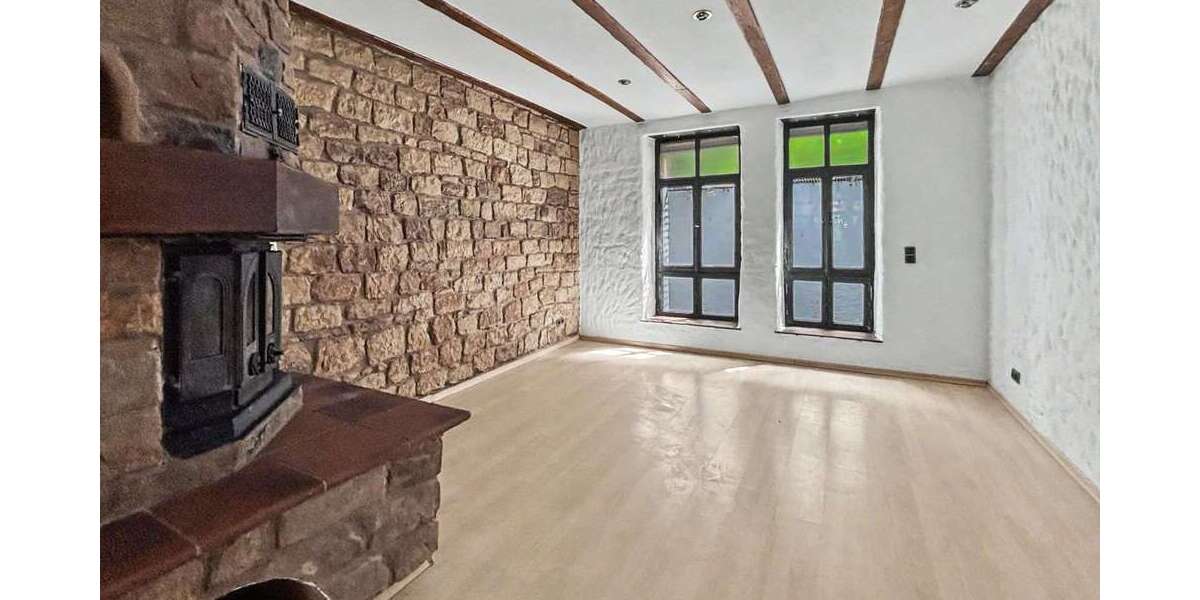 Etagenwohnung Saarbrücken St. Arnual - 3 Zimmer, 102 m&sup2;, 199.000&euro; | Angebot:27219189