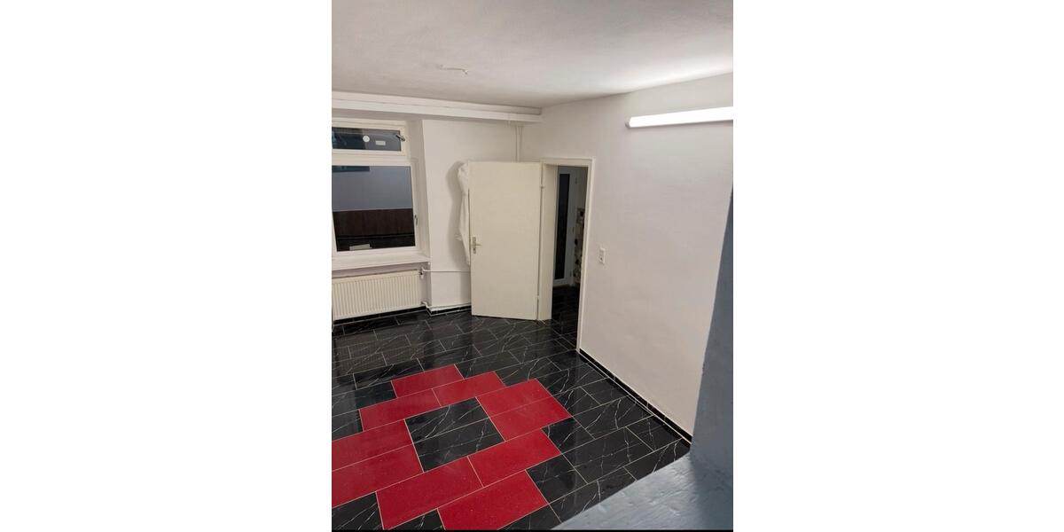 Etagenwohnung Sankt Ingbert - 10 Zimmer, 245 m&sup2;, 336.000&euro; | Angebot:24572206