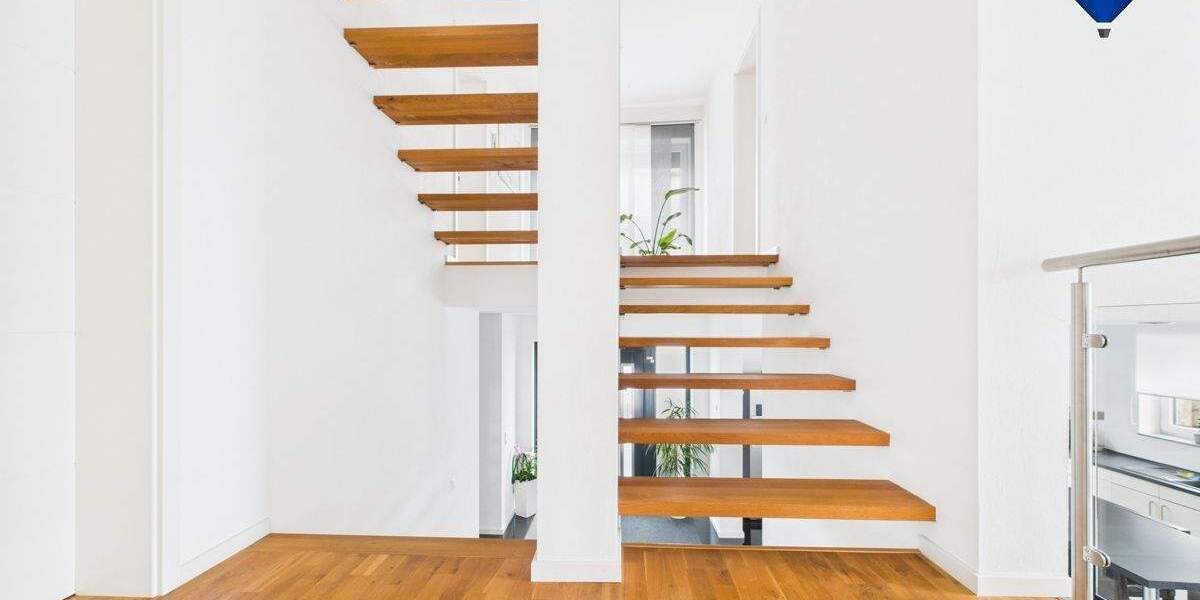 Einfamilienhaus Neunkirchen Kohlhof - 7 Zimmer, 330 m&sup2;, 1.250.000&euro; | Angebot:25798045