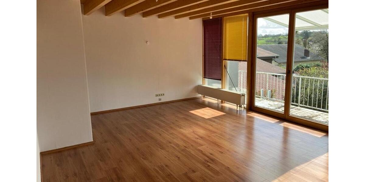 Maisonettenwohnung Marpingen - 3 Zimmer, 150 m&sup2;, 1.290&euro; | Angebot:26681400
