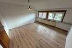 Dachgeschoßwohnung Marpingen - 3 Zimmer, 90 m&sup2;, 700&euro; | Angebot:26021107