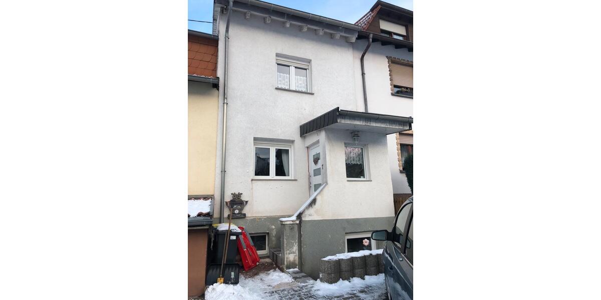 Reihenhaus Püttlingen - 4 Zimmer, 100 m&sup2;, 135.000&euro; | Angebot:25365257