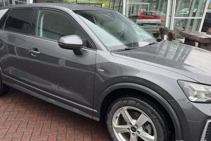 Audi Q2 5.771 km 27.890 &euro; Eppelborn-Neububach 66571