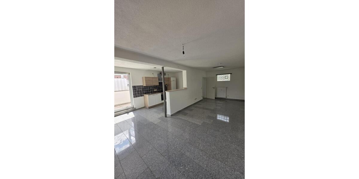 Etagenwohnung Schwalbach - 3 Zimmer, 85 m&sup2;, 540&euro; | Angebot:26136988
