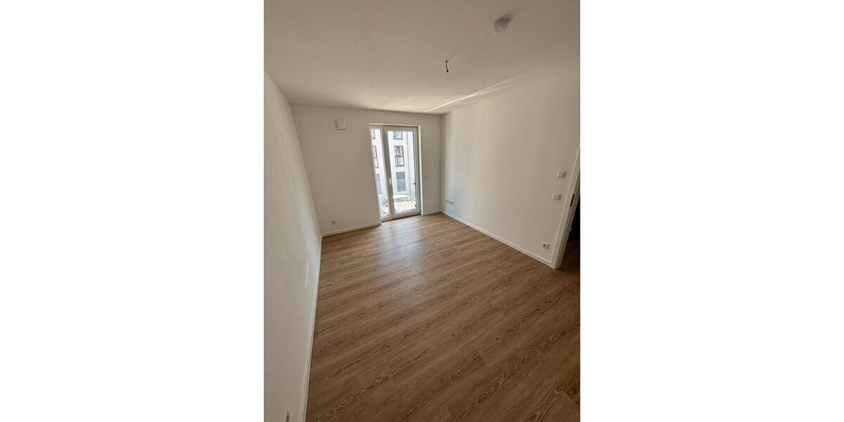 Etagenwohnung Saarbrücken - 2 Zimmer, 46 m&sup2;, 650&euro; | Angebot:25962015