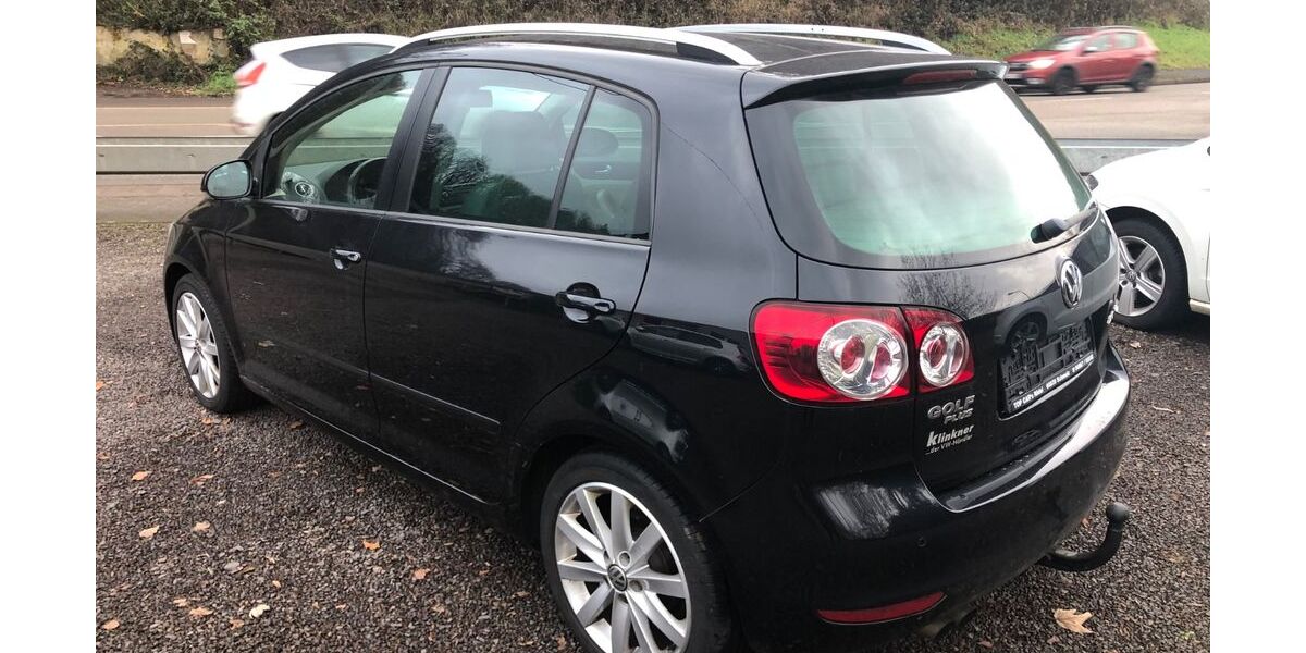 VW Golf 151.000 km 7.990 &euro; Schmelz 66839