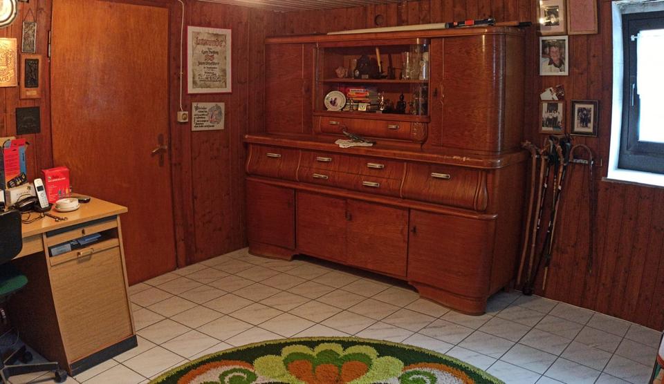 Einfamilienhaus Lebach - 8 Zimmer, 180 m&sup2;, 220.000&euro; | Angebot:24787268