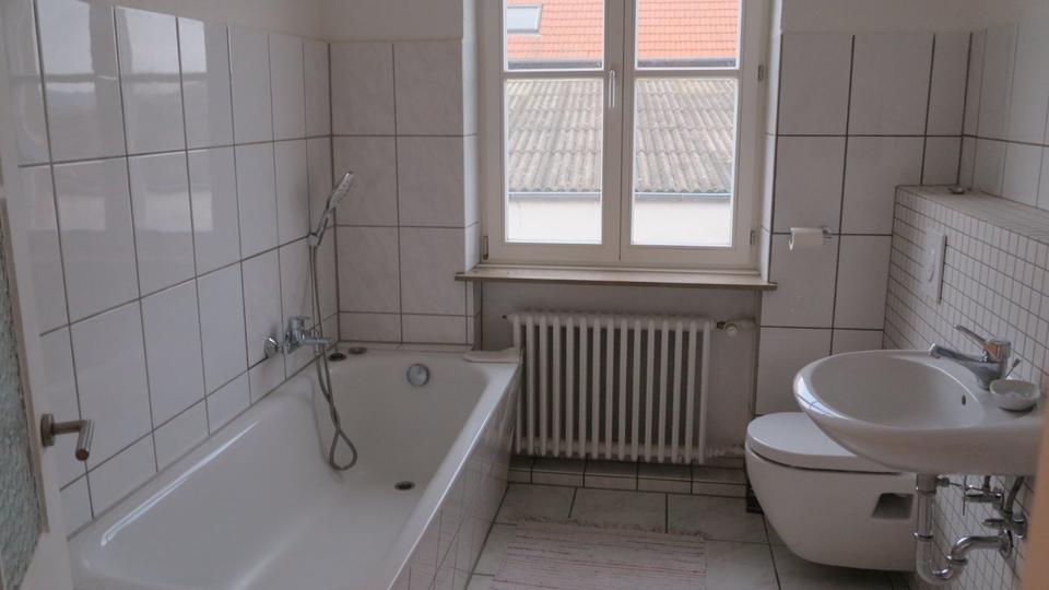 Etagenwohnung Gersheim - 5 Zimmer, 114 m&sup2;, 810&euro; | Angebot:25428078