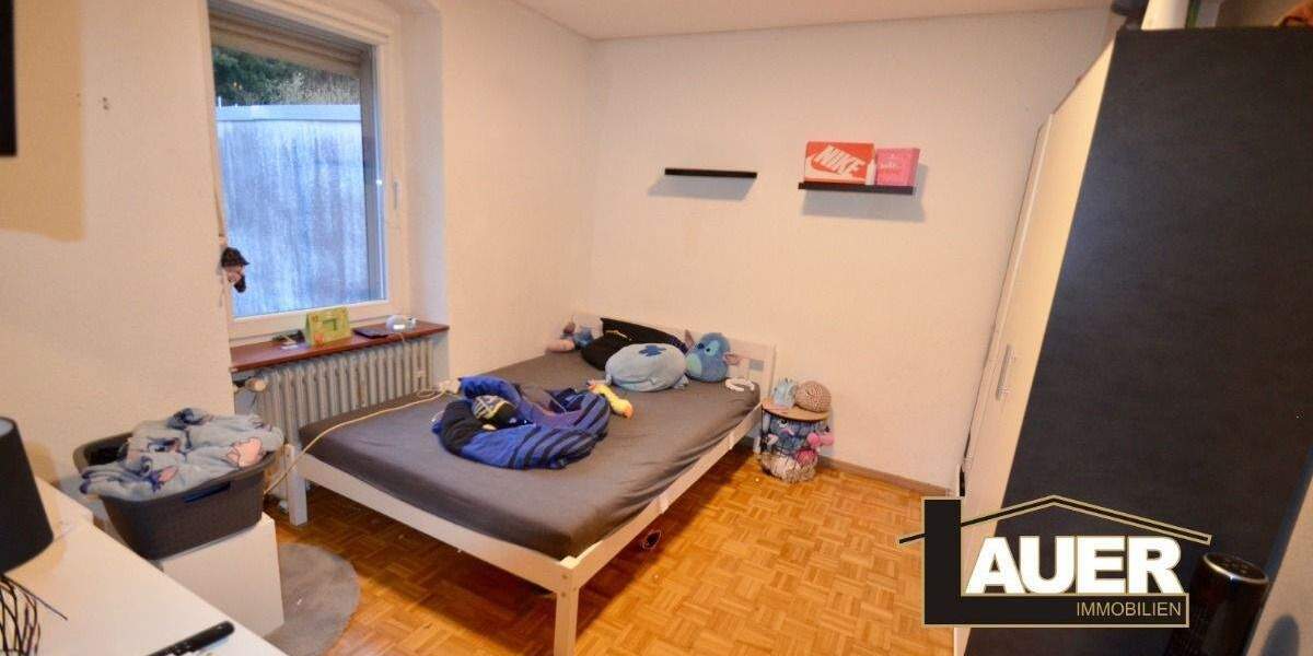 Mehrfamilienhaus, Wohnhaus Völklingen Ludweiler - 8 Zimmer, 183 m&sup2;, 235.000&euro; | Angebot:25729525