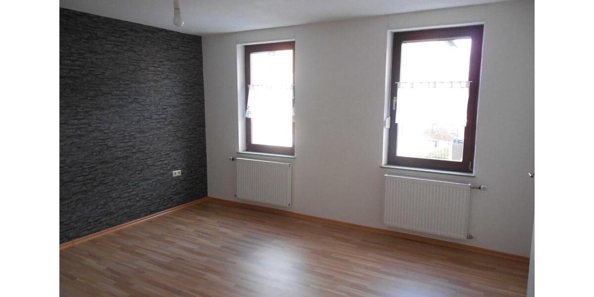 Erdgeschoßwohnung Völklingen - 5 Zimmer, 118 m&sup2;, 850&euro; | Angebot:24865873
