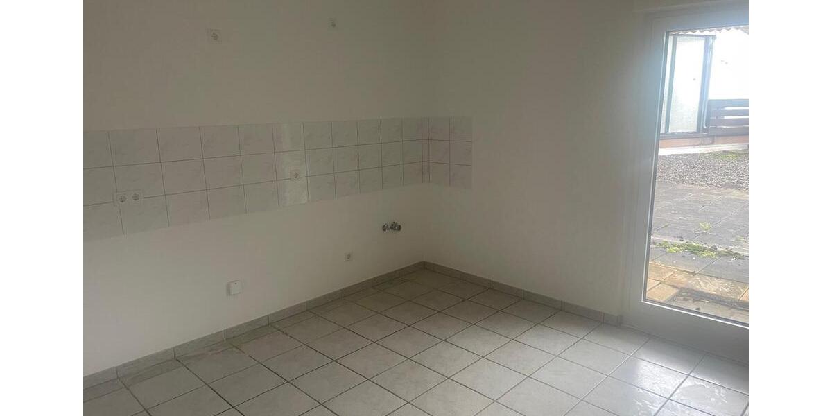 Etagenwohnung Eppelborn - 3 Zimmer, 125 m&sup2;, 1.100&euro; | Angebot:26653369