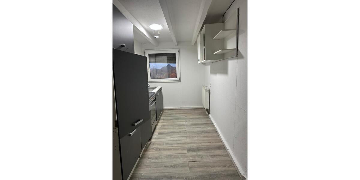 Dachgeschoßwohnung Völklingen - 6 Zimmer, 110 m&sup2;, 800&euro; | Angebot:25760210