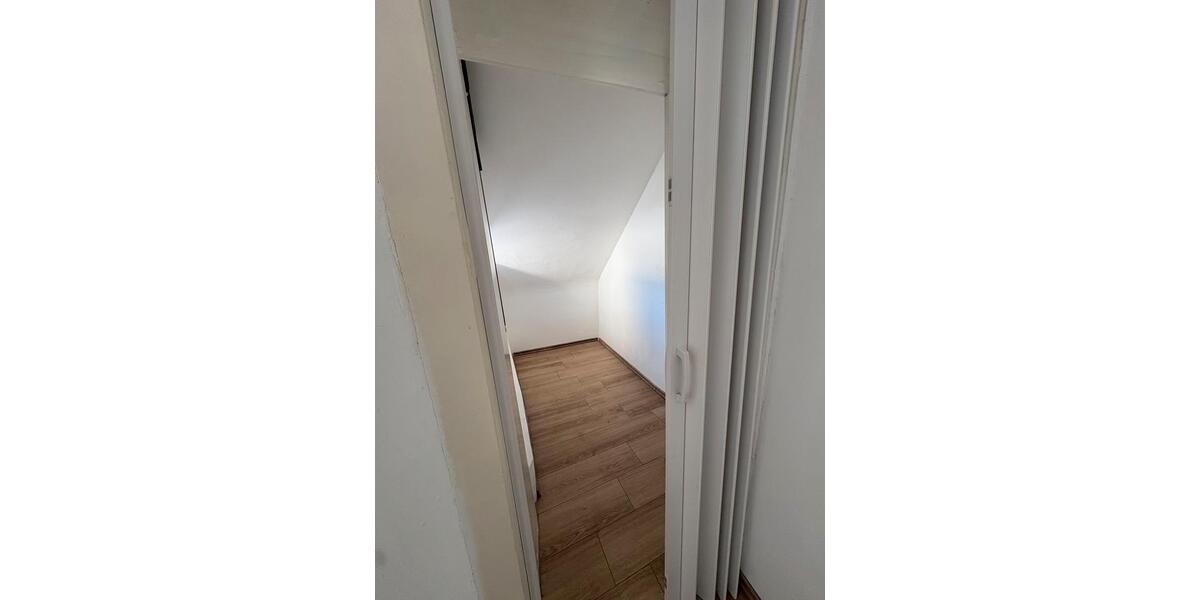 Etagenwohnung Beckingen - 2 Zimmer, 80 m&sup2;, 730&euro; | Angebot:25282126