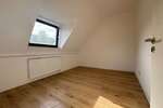 Helle 3-Zimmer-Dachgeschosswohnung in St. Ingbert-Rentrisch ( Saniert) - 3- Sankt Ingbert | Angebot:27111787