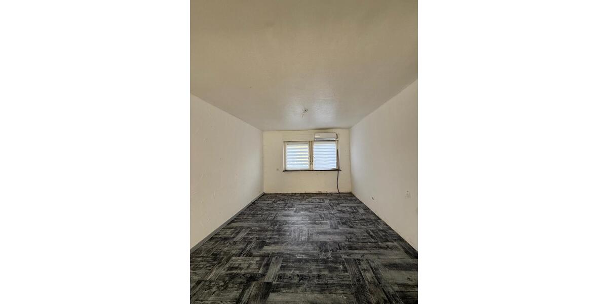 Doppelhaushälfte Gersheim - 6 Zimmer, 155 m&sup2;, 119.000&euro; | Angebot:26605200