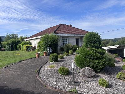 ALLEINLAGE, TOP GRUNDSTÜCK, GEPFLEGT, 3 GARAGEN - Einfamilienhaus Schmelz | Angebot:27354753