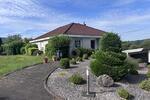 ALLEINLAGE, TOP GRUNDSTÜCK, GEPFLEGT, 3 GARAGEN - Einfamilienhaus Schmelz | Angebot:27354753