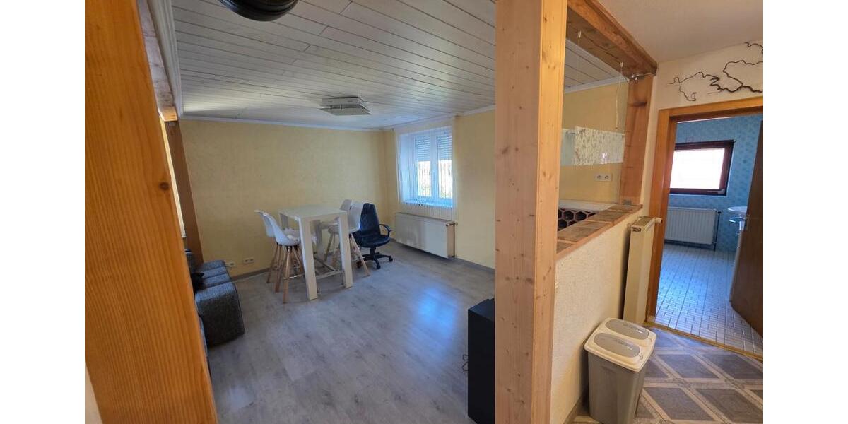 Dachgeschoßwohnung Friedrichsthal - 3 Zimmer, 93 m&sup2;, 1.050&euro; | Angebot:25765547