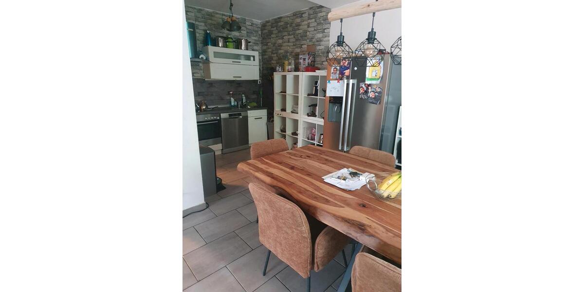 Etagenwohnung Saarbrücken Neue Bremm - 3 Zimmer, 75 m&sup2;, 600&euro; | Angebot:26328119