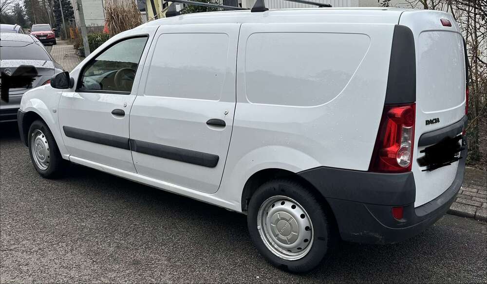 Dacia Logan 102.000 km 4.666 &euro; Sankt Ingbert 66386