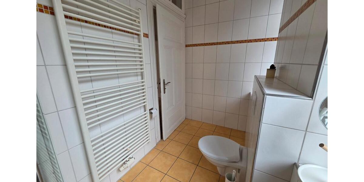 Etagenwohnung Saarbrücken St. Arnual - 3 Zimmer, 102 m&sup2;, 1.100&euro; | Angebot:26685978