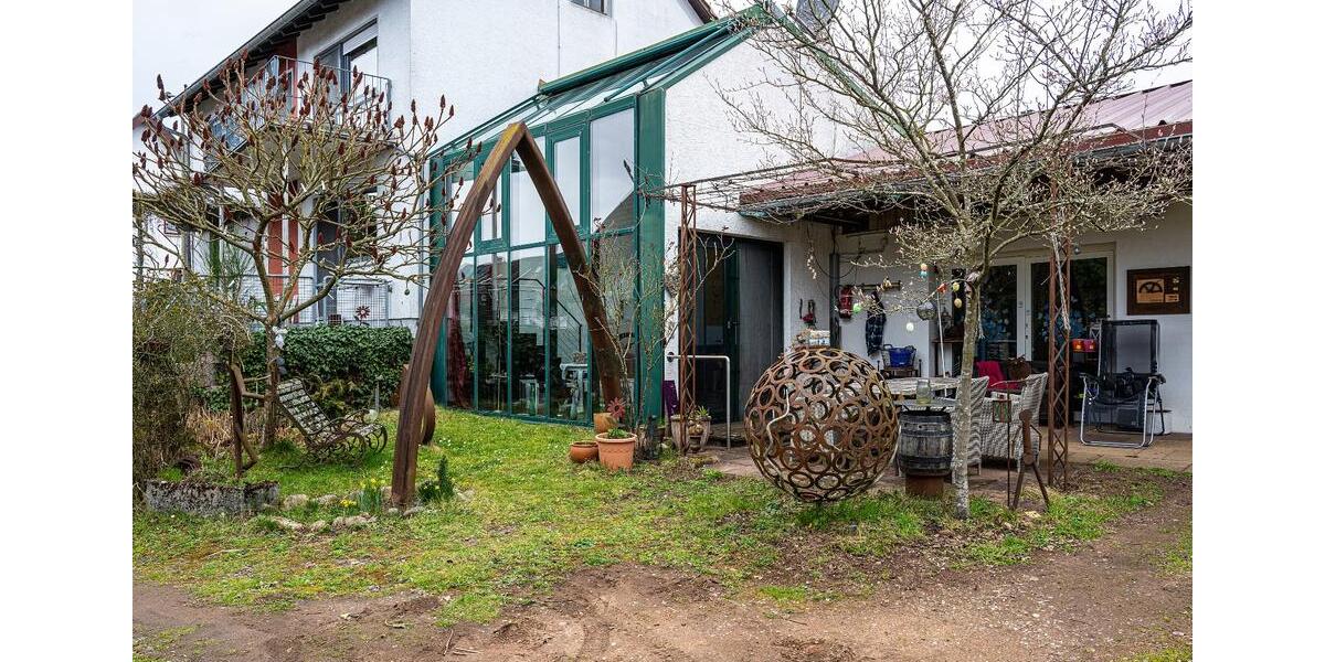 Einfamilienhaus Waldmohr - 6 Zimmer, 160 m&sup2;, 320.000&euro; | Angebot:25992518