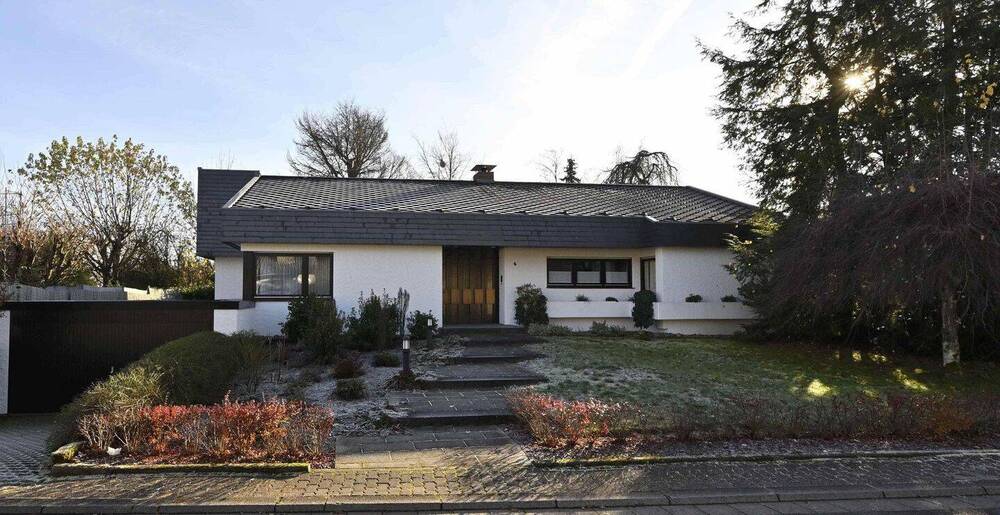 Einfamilienhaus Saarlouis - 6 Zimmer, 152 m&sup2;, 779.000&euro; | Angebot:26832005