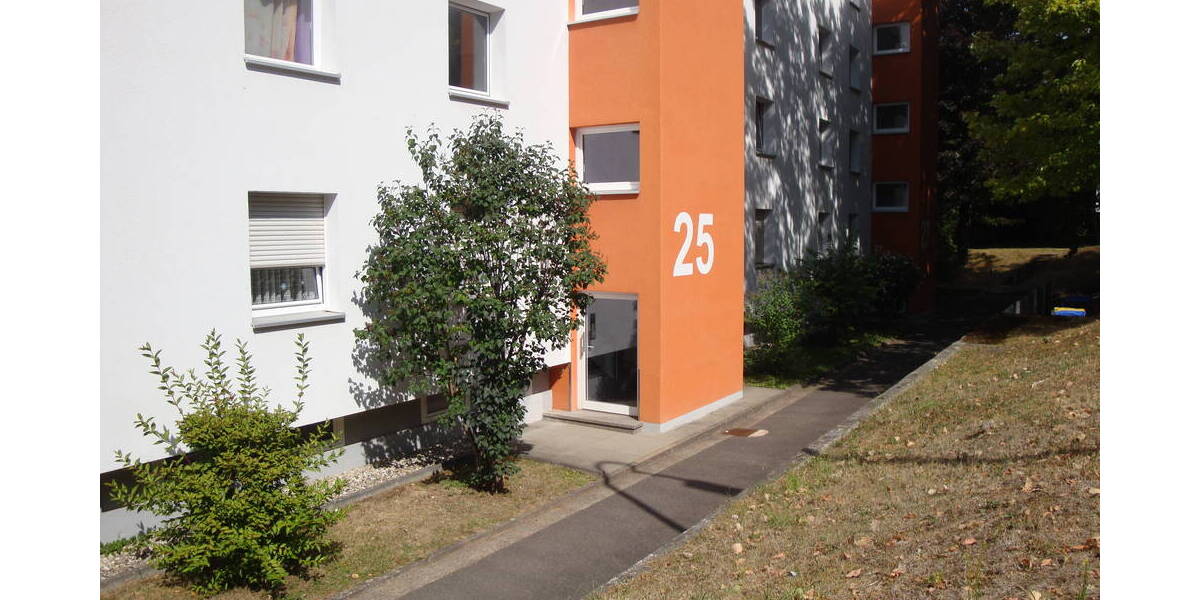 Etagenwohnung Saarbrücken Eschberg - 4 Zimmer, 67 m&sup2;, 157.000&euro; | Angebot:25731178
