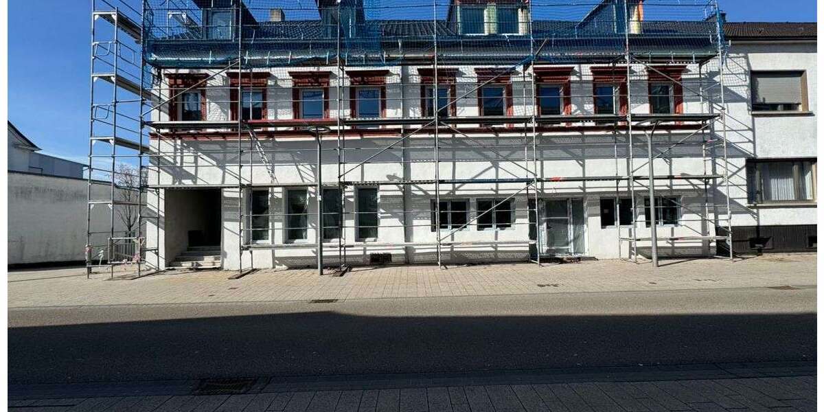 Einfamilienhaus Bexbach - 30 Zimmer, 900 m&sup2;, 13.500&euro; | Angebot:18397636