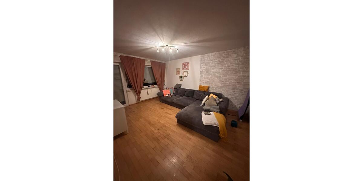Etagenwohnung Großrosseln - 3 Zimmer, 62 m&sup2;, 640&euro; | Angebot:25812681