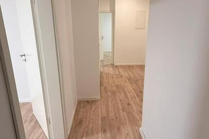 Wohnung Völklingen - 4 Zimmer, 110 m&sup2;, 800&euro; | Angebot:25767936