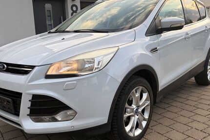 Ford Kuga 253.000 km 6.490 &euro; Schwalbach 66773