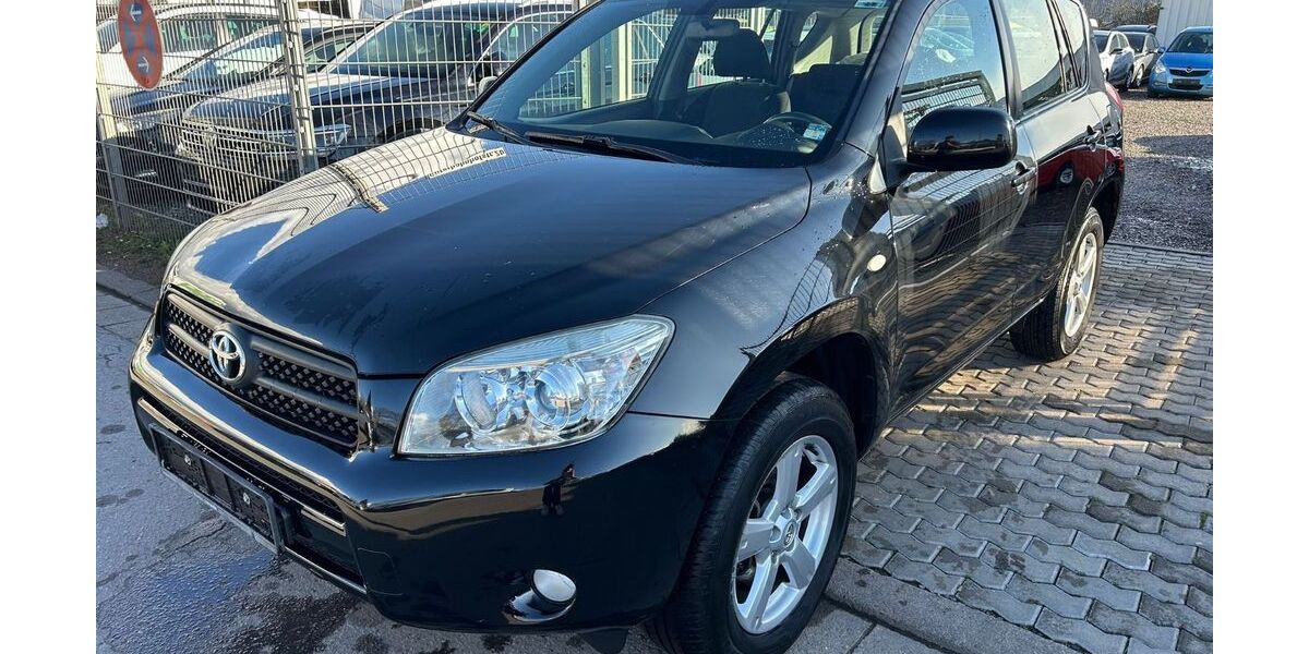 Toyota RAV 4 111.000 km 8.900 &euro; Saarlouis 66740