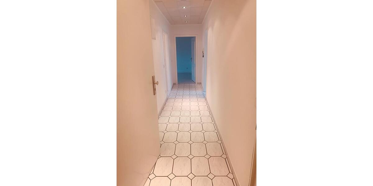 Dachgeschoßwohnung Saarbrücken Eschberg - 3 Zimmer, 79 m&sup2;, 169.000&euro; | Angebot:26351002