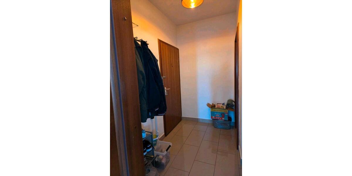 Dachgeschoßwohnung Saarbrücken Neue Bremm - 4 Zimmer, 86 m&sup2;, 1.700&euro; | Angebot:26002811