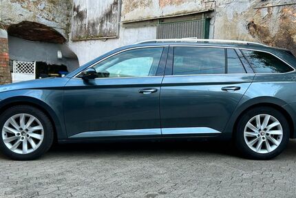 Skoda Superb 103.000 km 16.900 &euro; Saarbrücken 66117