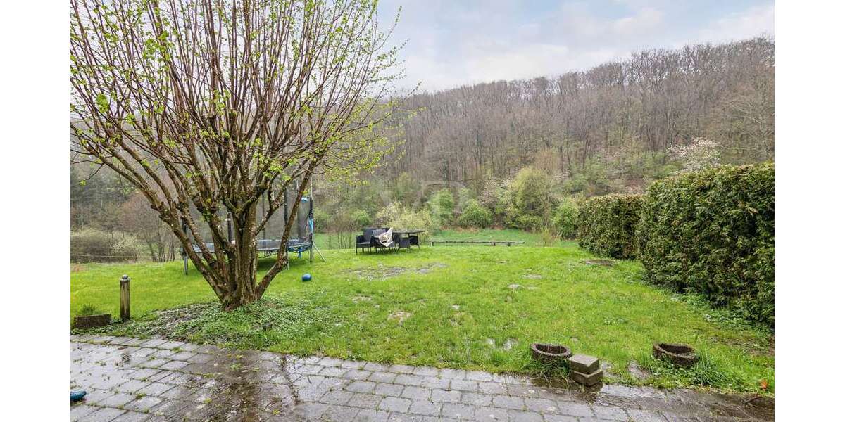 Etagenwohnung Neunkirchen/Saar Saar - 4 Zimmer, 95 m&sup2;, 149.000&euro; | Angebot:23884109