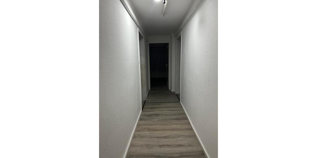 Dachgeschoßwohnung Völklingen - 6 Zimmer, 110 m&sup2;, 800&euro; | Angebot:25760210