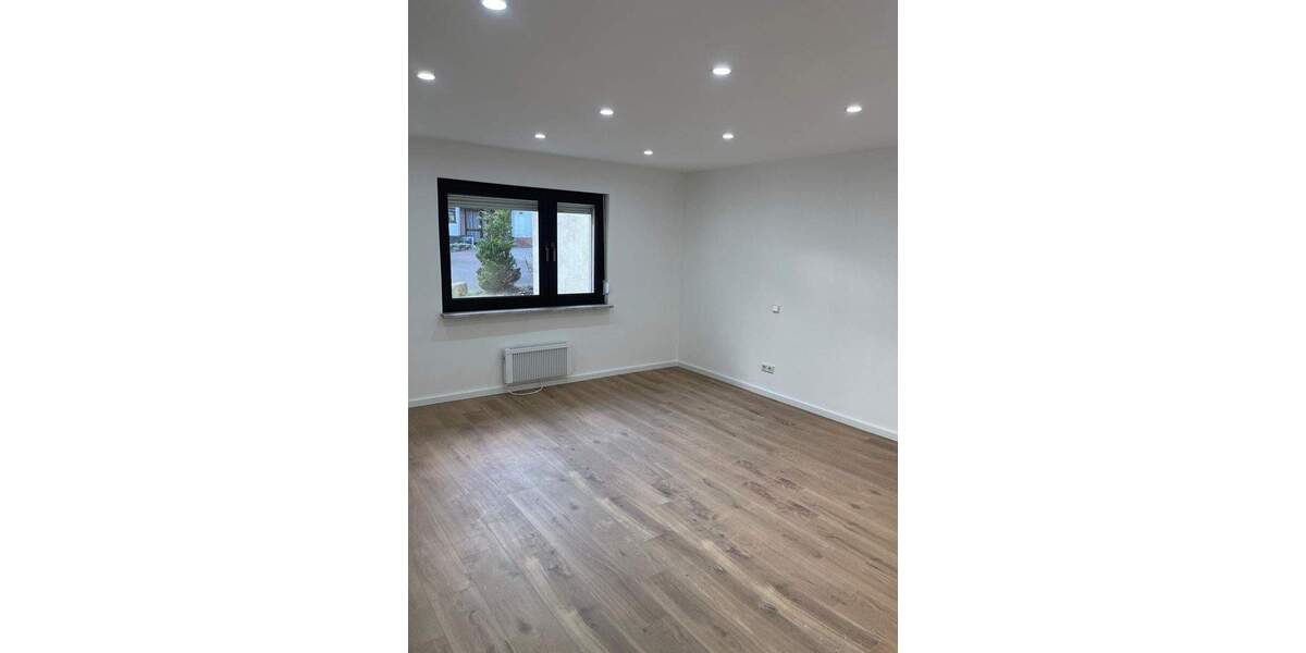 Mehrfamilienhaus, Wohnhaus Eppelborn Dirmingen - 6 Zimmer, 160 m&sup2;, 199.000&euro; | Angebot:25670897