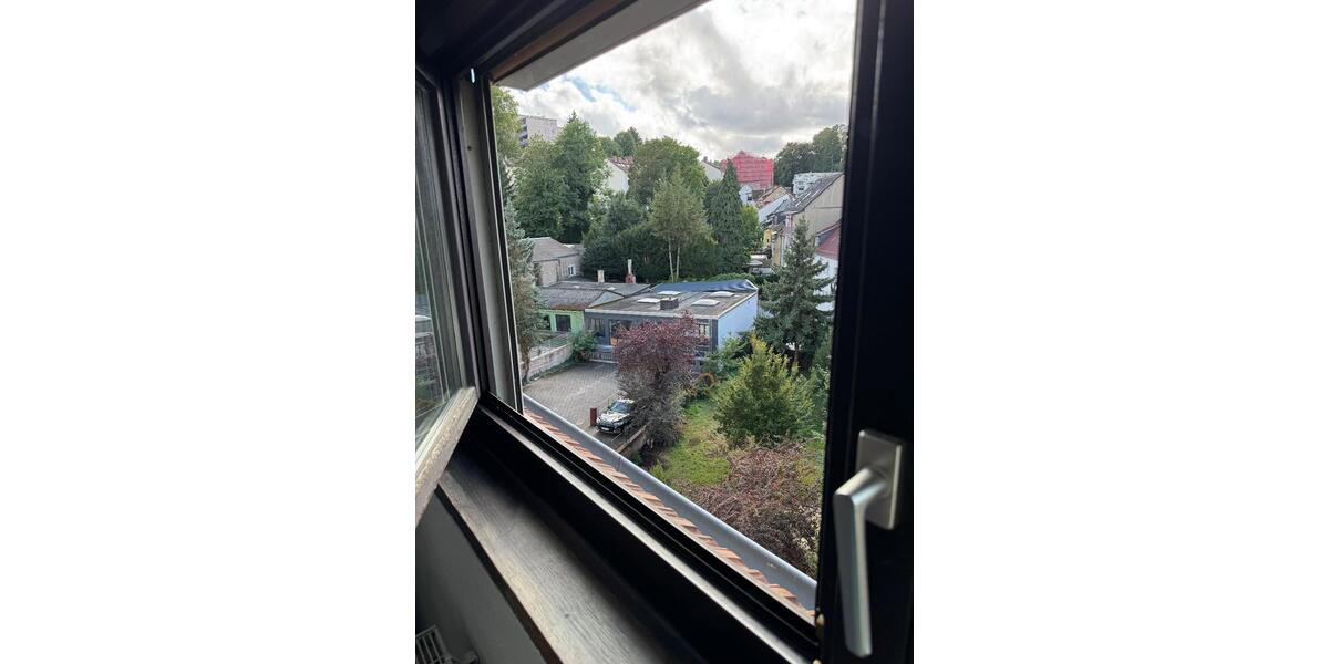 Etagenwohnung Saarbrücken Neue Bremm - 3 Zimmer, 70 m&sup2;, 780&euro; | Angebot:26603876