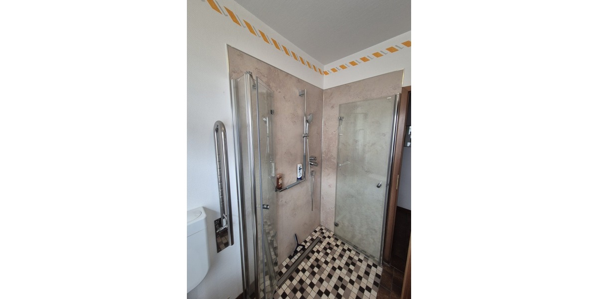 Ihr neues Zuhause: Gepflegtes, barrierefrei zugängliches EFH mit Garten – ideal für Familien - Einfamilienhaus Waldmohr | Angebot:25485957