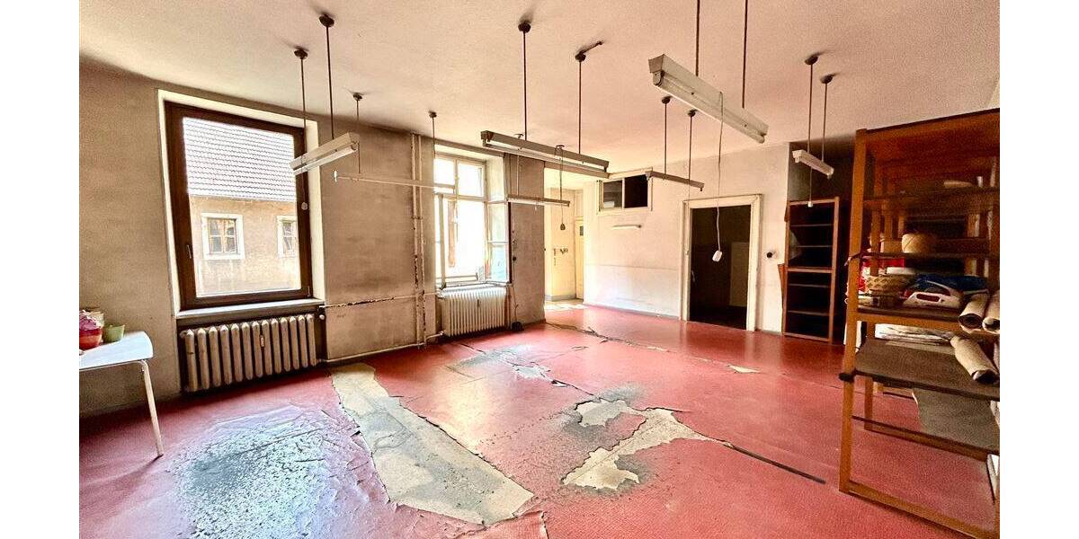 Gewerbeobjekt Neunkirchen Innenstadt - 5 Zimmer, 239.000&euro; | Angebot:25801937