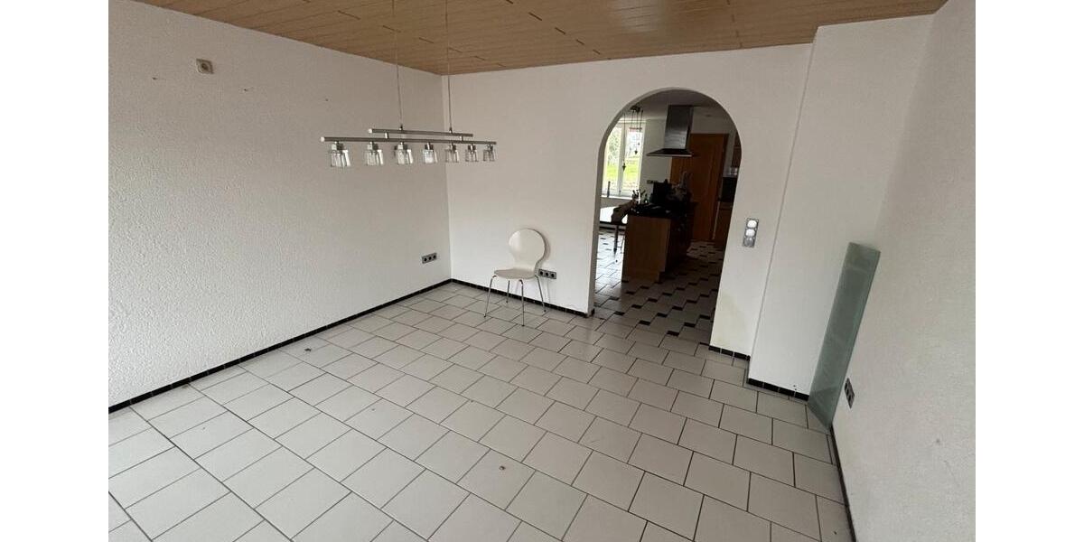Bauernhaus, Landhaus Wallerfangen - 6.5 Zimmer, 224 m&sup2;, 335.000&euro; | Angebot:25811799