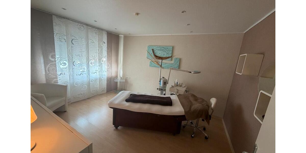 Gewerbeobjekt Püttlingen - 650&euro; | Angebot:25904465