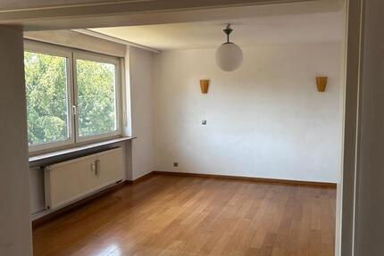 Wohnung Saarbrücken - 3 Zimmer, 81 m&sup2;, 240.000&euro; | Angebot:26959767