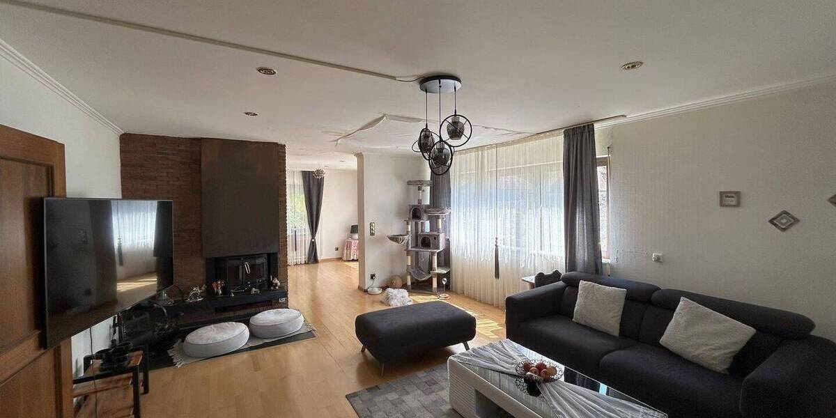 Einfamilienhaus Neunkirchen/Wellesweiler Wellesweiler - 6 Zimmer, 160 m&sup2;, 269.000&euro; | Angebot:25775784