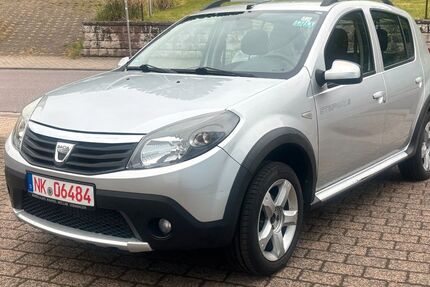Dacia Sandero 130.650 km 3.990 &euro; Dirmingen 66571
