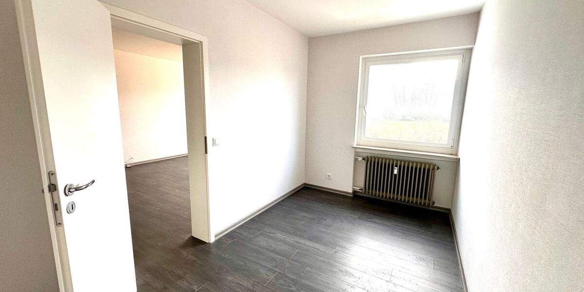 Etagenwohnung Dillingen/Saar Dillingen - 3 Zimmer, 91 m&sup2;, 135.000&euro; | Angebot:25670986
