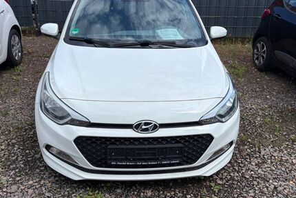 Hyundai i20 114.100 km 7.490 &euro; Lebach 66822